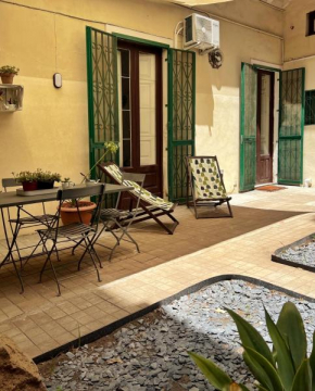 Saranton House Catania